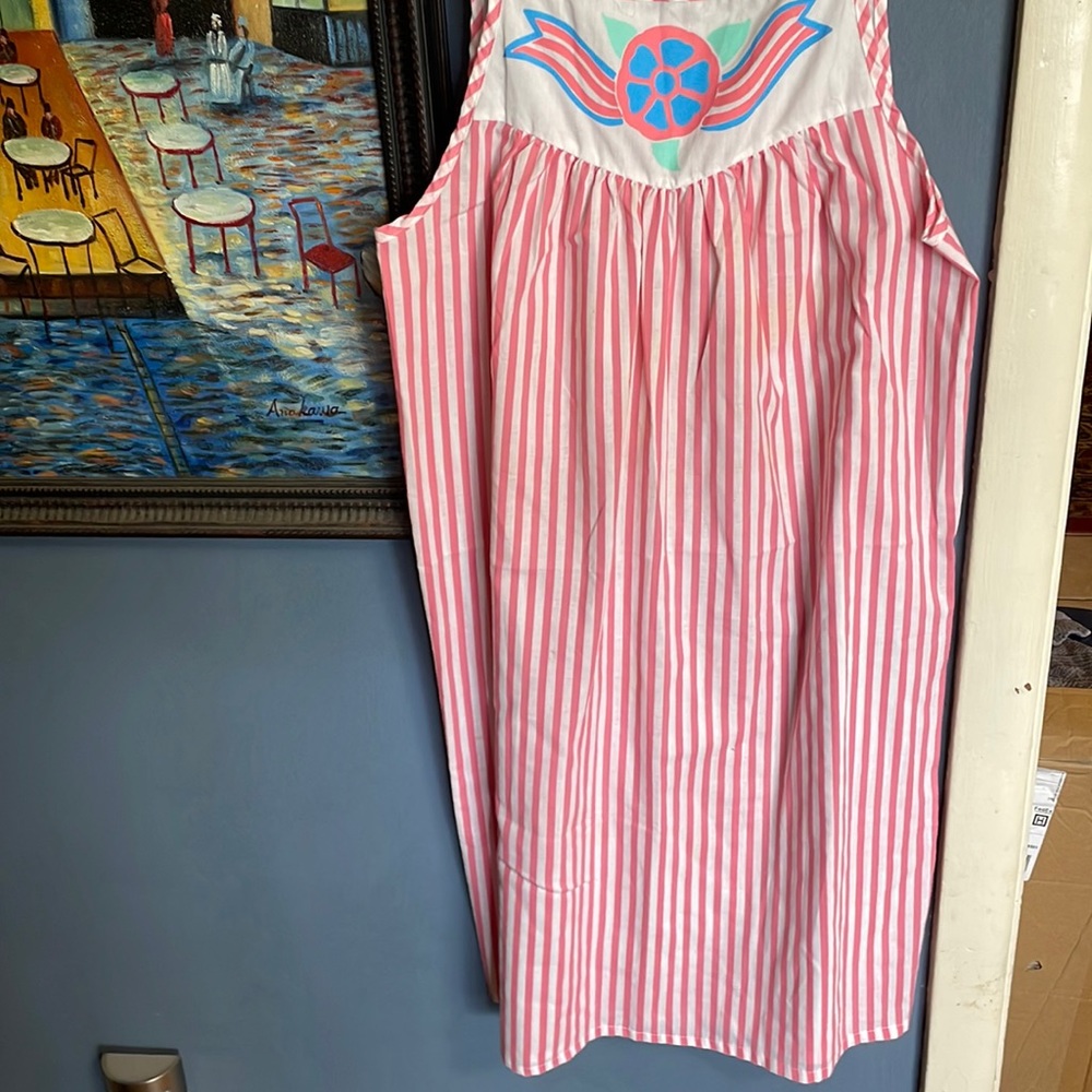 Vintage Nightgown. Pink and white. Sz M